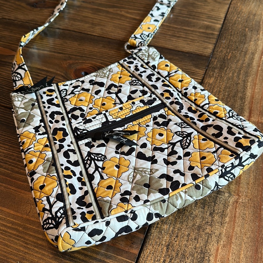 Vera Bradley crossbody purse
